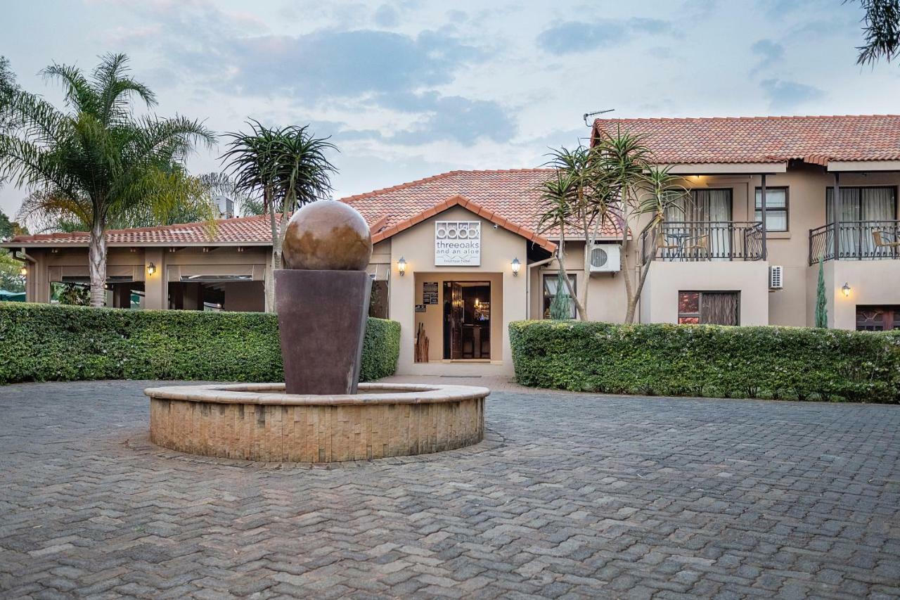 Three Oaks And An Aloe Boutique Hotel Hartbeespoort Eksteriør billede