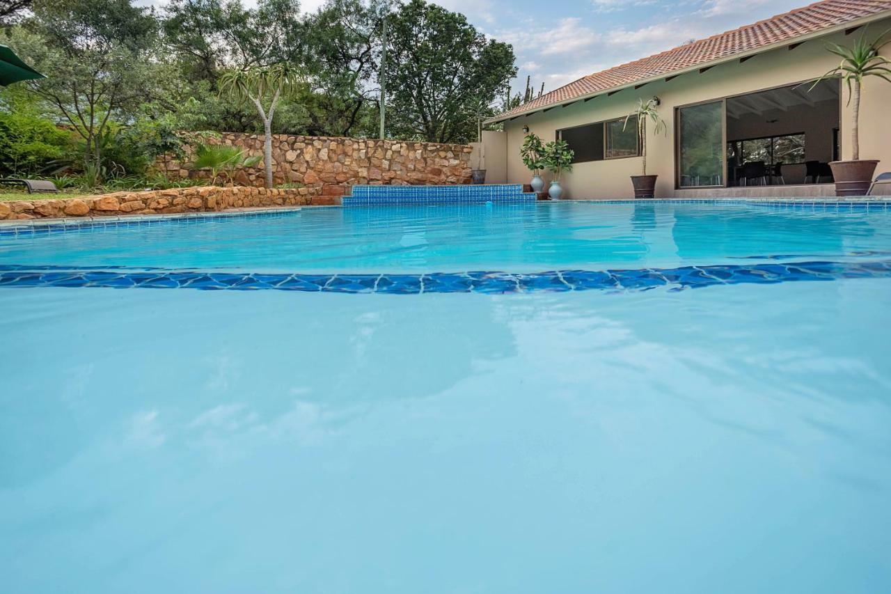 Three Oaks And An Aloe Boutique Hotel Hartbeespoort Eksteriør billede