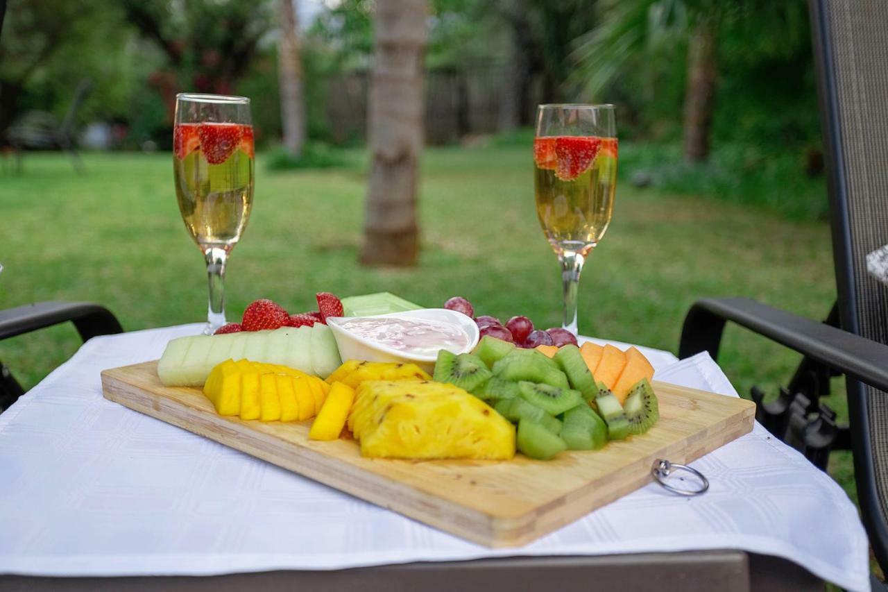 Three Oaks And An Aloe Boutique Hotel Hartbeespoort Eksteriør billede